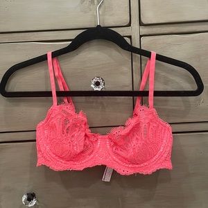 Victoria’s Secret Bra - 34C NWOT